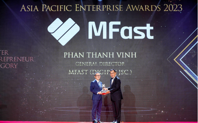 Chủ tịch MFast nhận giải "Doanh nhân xuất sắc Châu Á" tại APEA 2023