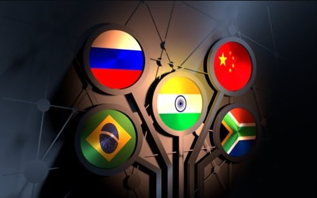 Không phải đồng tiền chung, đây có thể đáp án cho tham vọng phi đô la hoá của BRICS
