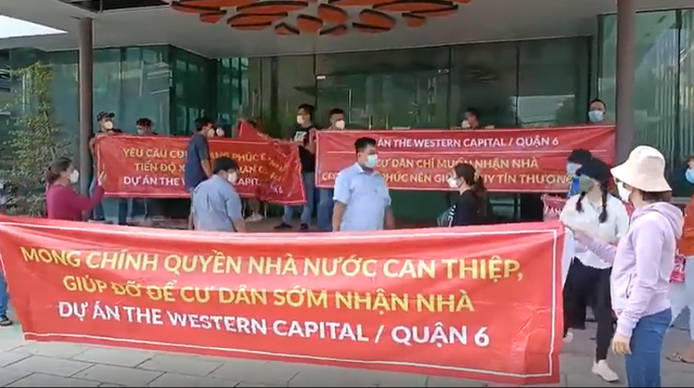 Người mua nhà “kiệt sức” đi đấu tranh đòi quyền lợi - Ảnh 3.