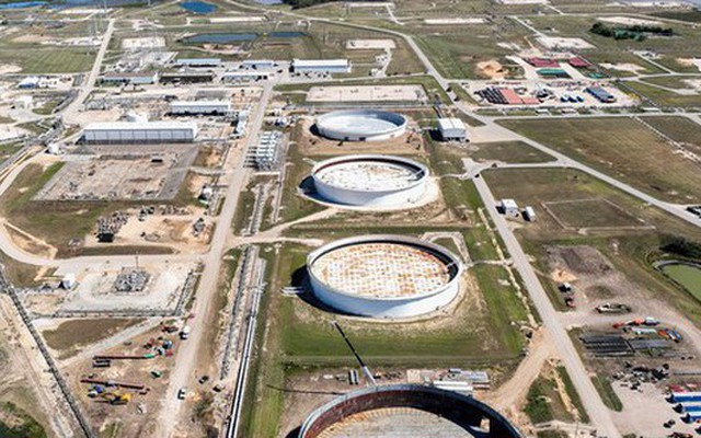 Mỹ bổ sung hơn 2,7 triệu thùng dầu cho kho dự trữ chiến lược
