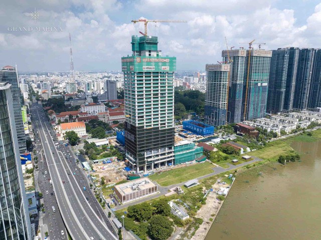 Một cá nhân chi nhiều nghìn tỷ nắm giữ toà tháp cao thứ 3 Tp.HCM đắc địa nhất khu phức hợp Grand Marina Saigon - Ảnh 3.