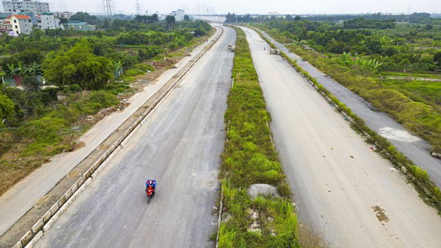 Tuyến đường nghìn tỷ, kết nối hàng chục khu đô thị lớn ở Hà Nội hiện ra sao sau 6 năm xây dựng? - Ảnh 8.