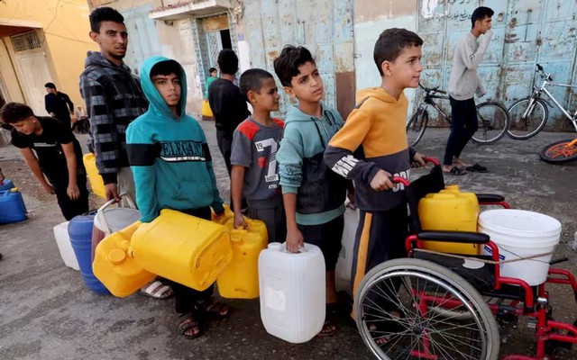 Nước sạch là thứ xa xỉ ở Gaza