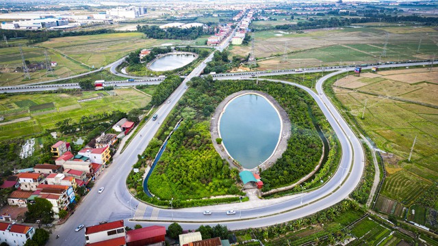 2 huyện được quy hoạch lên thành phố ở Bắc Ninh: Tăng trưởng liên tục 2 con số, có ‘siêu nhà máy’ hơn 9 tỷ USD - Ảnh 2.