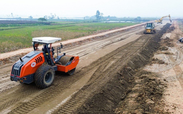 Đẩy nhanh tiến độ thi công đường Vành đai 4-Vùng Thủ đô trên địa phận Hà Nội