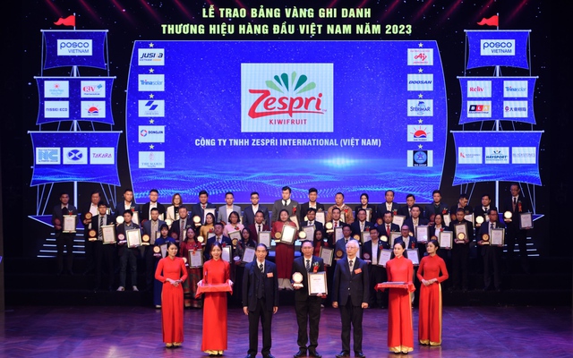 Kiwi Zespri được vinh danh Top 10 thương hiệu nổi tiếng hàng đầu Việt Nam năm 2023