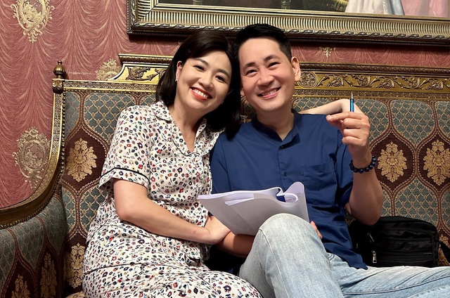 Sau nhiều năm “ở ẩn” kinh doanh, 1 cặp vợ chồng nghệ sĩ Việt cùng “tái xuất” trong phim mới chiếu vào mùng 1 Tết 2024 - Ảnh 1.