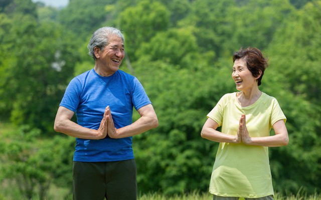 Không chỉ tập thể dục, người từ 70 tuổi trở lên nên "tuân thủ" 5 điều để tăng tuổi thọ, sống vui khỏe