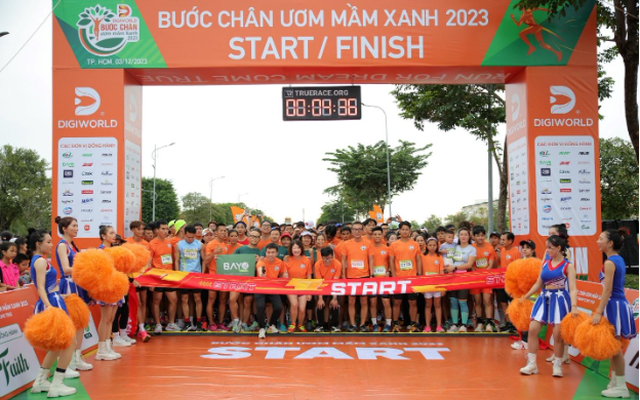 Bước chân ươm mầm xanh – Giải chạy marathon chắp cánh ngàn tài năng Việt