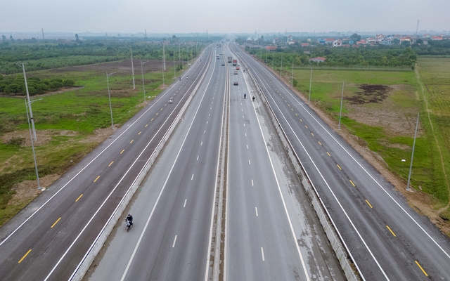 Toàn cảnh tuyến đường nối 2 cao tốc tổng trị giá 2,5 tỷ USD vừa thông xe