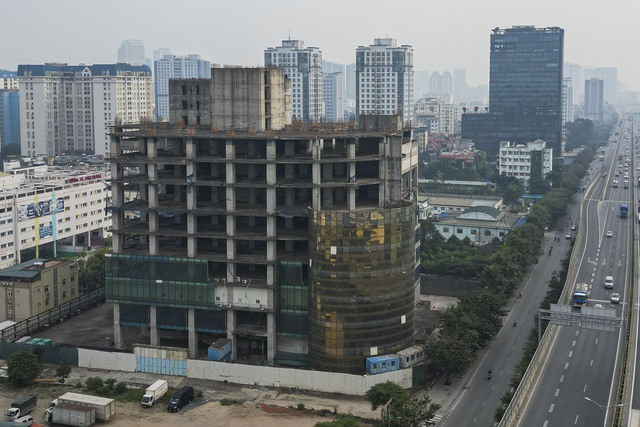 Những “nghĩa địa bất động sảnquot;, đóng tiền cả chục năm vẫn chưa được nhận nhà ở Hà Nội - Ảnh 12. Những “nghĩa địa bất động sảnquot;, đóng tiền cả chục năm vẫn chưa được nhận nhà ở Hà Nội - Ảnh 12.