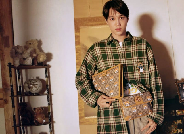 Nhiều phụ huynh Hàn Quốc ‘còng lưng’ khi con cái đòi mua đồ Gucci, Dior chỉ vì thần tượng làm đại sứ thương hiệu - Ảnh 2.