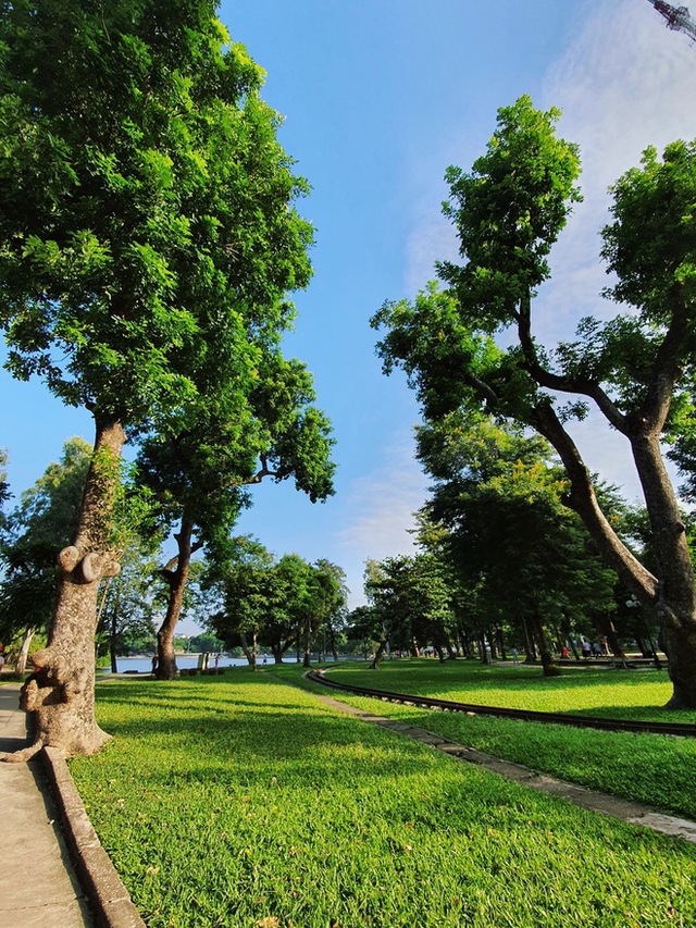 Thong Nhat Park changed its appearance, Ha Thanh youth flocked to take pictures - Photo 1.