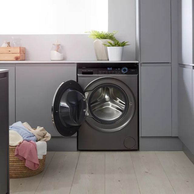 Mẹo hay giúp bạn phát hiện nguyên nhân làm máy giặt kêu to - Ảnh 2.