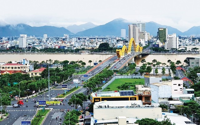 Nghịch lý thị trường bất động sản Đà Nẵng: Đất nền cắt lỗ sâu, giá căn hộ tăng vọt 145 triệu đồng/m2