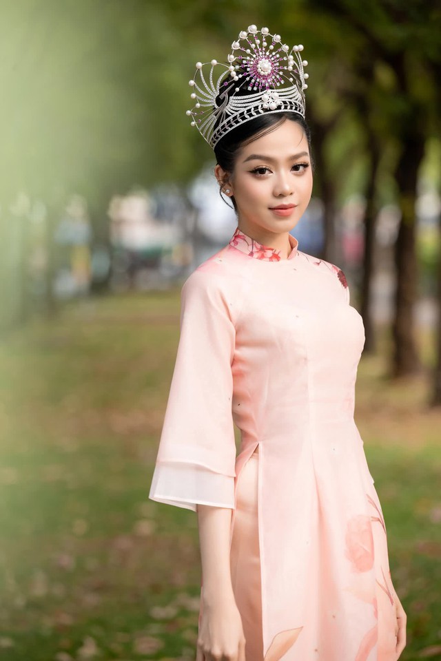 Nhiệm kỳ bất ổn của dàn Hoa hậu Big 5 làng nhan sắc Việt: Người dính phốt học vấn, người bị chỉ trích phản cảm; Duy nhất một nàng Hậu miễn nhiễm - Ảnh 5.
