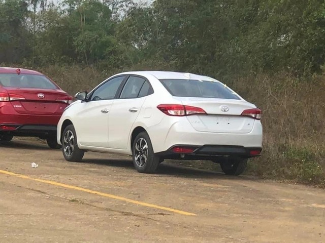 Toyota Vios 2023 lộ diện tại trạm đăng kiểm khí thải, ngày bán không còn xa, Accent cần dè chừng - Ảnh 4.