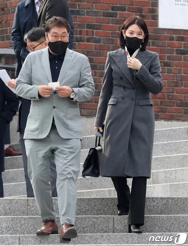  Nàng dâu gia tộc Hyundai lấn át Lee Young Ae: MC đẹp nổi trội, cưới vội mặc thị phi và cái bẫy sau cánh cổng hào môn  - Ảnh 2.