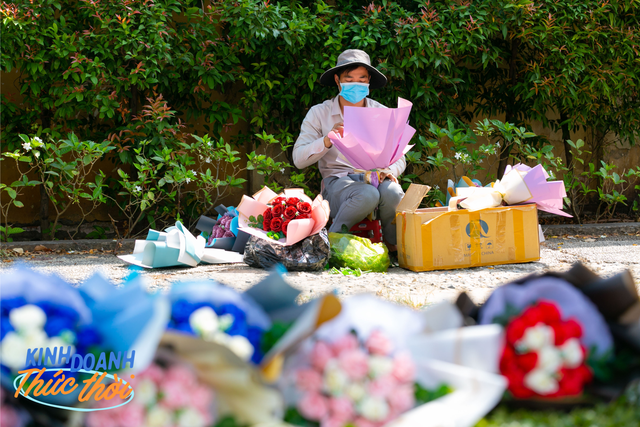 Dân văn phòng tự bỏ 2 ngày lương “đổi lấy” chục triệu nhờ đi bán hoa hồng ngày lễ Tình nhân liệu có đáng? - Ảnh 10.