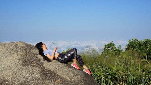 Extremely attractive climbing spots are located "close to the cliff" in Ho Chi Minh City for anyone to try their hand at - Photo 11.