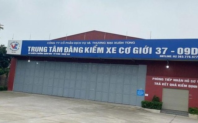 Công an Nghệ An khám xét trung tâm đăng kiểm xe cơ giới 37-09D