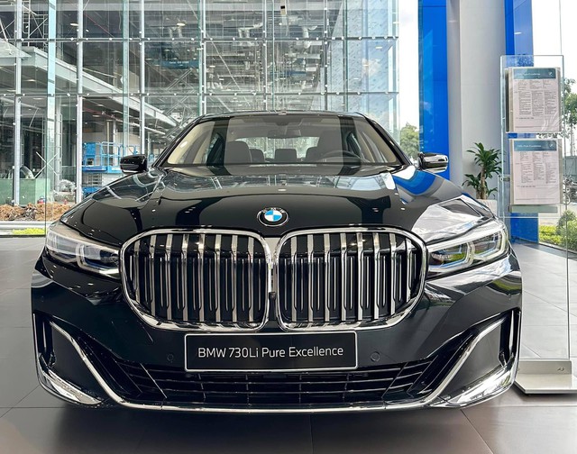 BMW tiếp tục giảm giá tại Việt Nam: 7-Series giảm gần nửa tỷ, X3 rẻ hơn GLC 200 triệu, quyết đua doanh số với Mercedes - Ảnh 3.