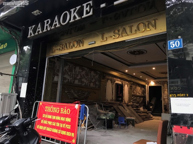 Quán karaoke ở Hà Nội gấp rút sửa chữa, mong chờ được hồi sinh - Ảnh 8.