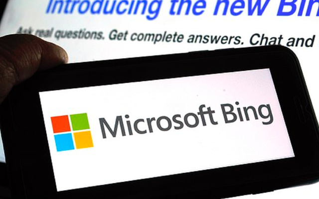 Phóng viên Mỹ sốc sau khi nói chuyện với chatbot mang tên Bing của Microsoft. Ảnh minh họa: AP