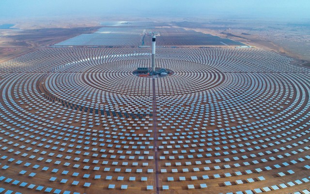 Điều gì sẽ xảy ra nếu chúng ta biến sa mạc Sahara trở thành một quả pin năng lượng Mặt Trời? - Ảnh 5.