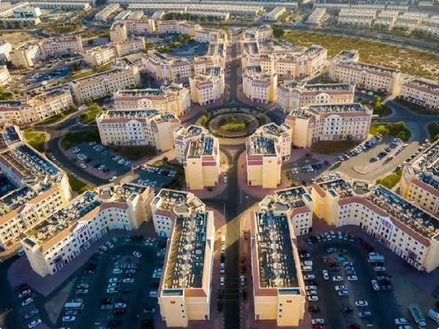 Cơn sốt bất động sản ở Dubai bắt đầu khiến người thuê nhà trả giá: Bỏ thêm cả trăm triệu đồng để được gia hạn hợp đồng - Ảnh 2.