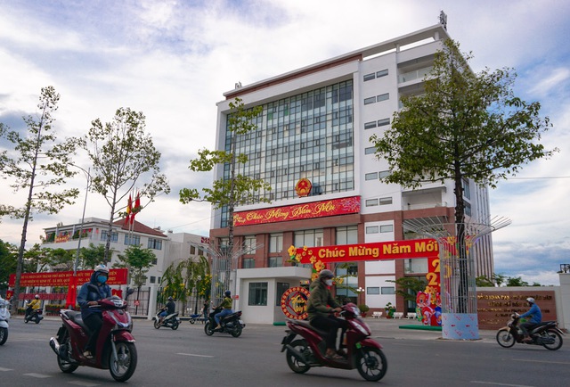 Thành phố trực thuộc tỉnh đông dân nhất Việt Nam, ngang Cần Thơ, Đà Nẵng có gì đặc biệt? - Ảnh 4.