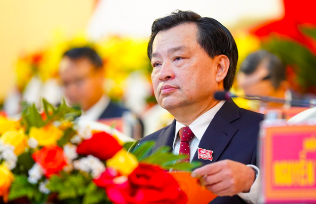 Cựu Chủ tịch tỉnh Bình Thuận bị truy tố vì giao 3 lô đất giá rẻ cho Công ty Tân Việt Phát - Ảnh 1.