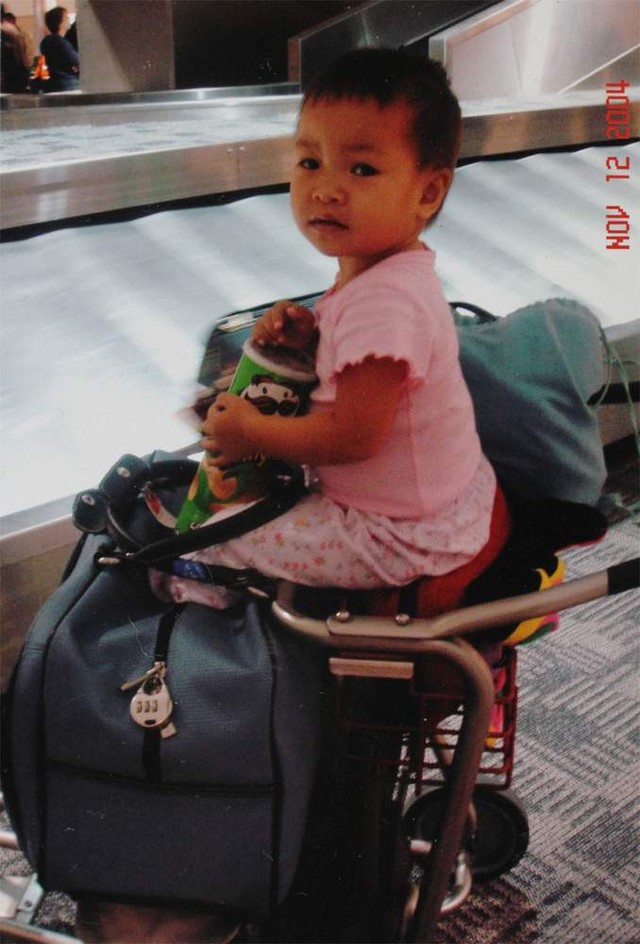 Cuộc sống hiện tại của bé gái gốc Việt bị bố mẹ nổ bom mất 2 chân: Được báo chí thế giới gọi là nữ kình ngư thần kỳ, trở thành đại sứ truyền cảm hứng cho những người khuyết tật - Ảnh 7.