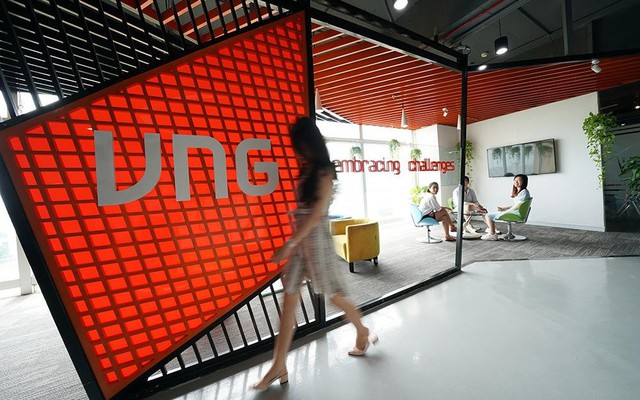 "Kỳ lân" công nghệ VNG tăng trần 2 phiên liên tiếp, giá trị cổ phiếu CEO Lê Hồng Minh nắm giữ vượt mốc 1.360 tỷ đồng "Kỳ lân" công nghệ VNG tăng trần 2 phiên liên tiếp, giá trị cổ phiếu CEO Lê Hồng Minh nắm giữ vượt mốc 1.360 tỷ đồng