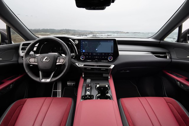 Lexus RX 2023 ra mắt Việt Nam với 4 bản, giá từ 3,43 tỷ, rẻ hơn BMW X5 lắp ráp gần 600 triệu đồng - Ảnh 6.