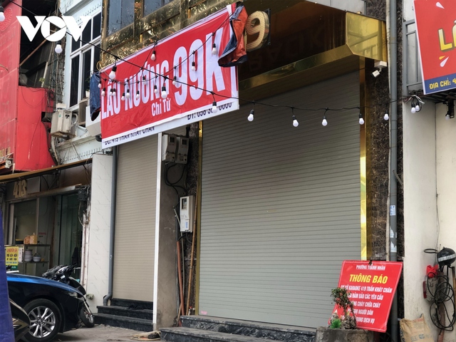Cận cảnh quán karaoke đóng cửa, dừng hoạt động chuyển sang kinh doanh nhà hàng - Ảnh 9.