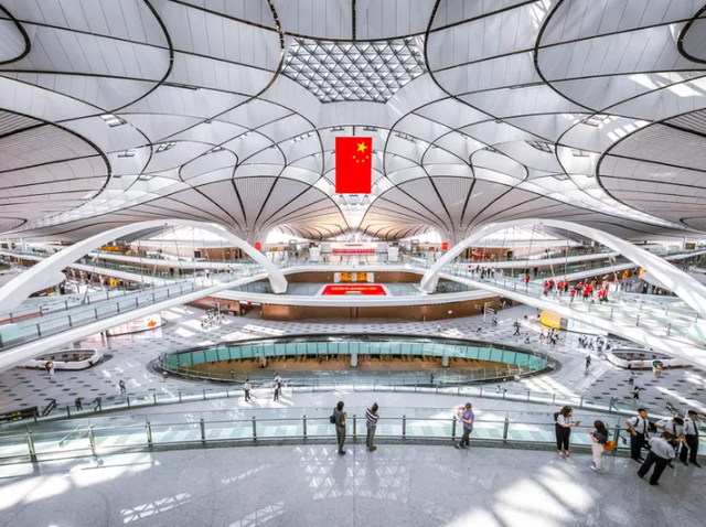 Cận cảnh siêu sân bay ‘sao biển’ trị giá 63 tỷ USD ở Trung Quốc - Ảnh 3.