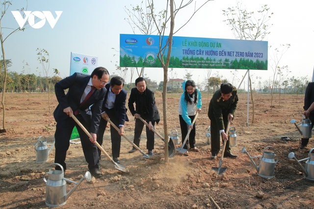 PTT Trần Hồng Hà dự Lễ khởi động dự án trồng cây hướng tới Net Zero - Ảnh 2.