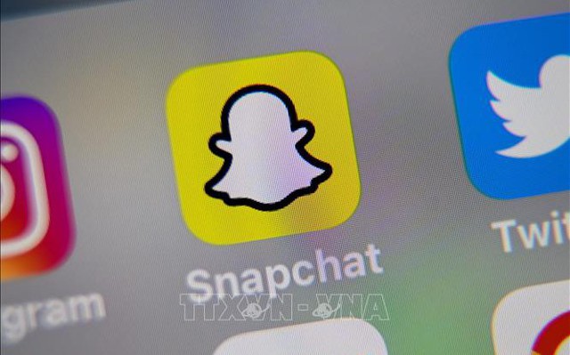 Biểu tượng Snapchat trên màn hình máy tính bảng. Ảnh: AFP/TTXVN