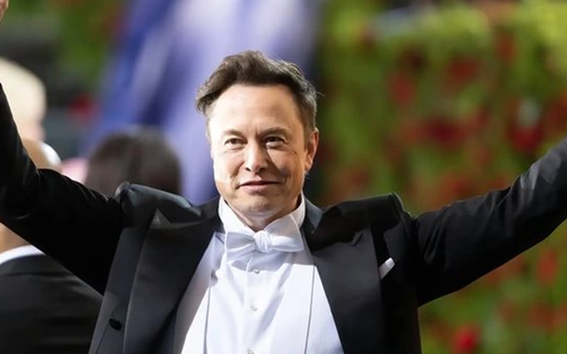 Elon Musk có động thái ‘lạ’ với huyền thoại đầu tư Warren Buffett trước thềm trở lại vị trí tỷ phú giàu top 1 thế giới