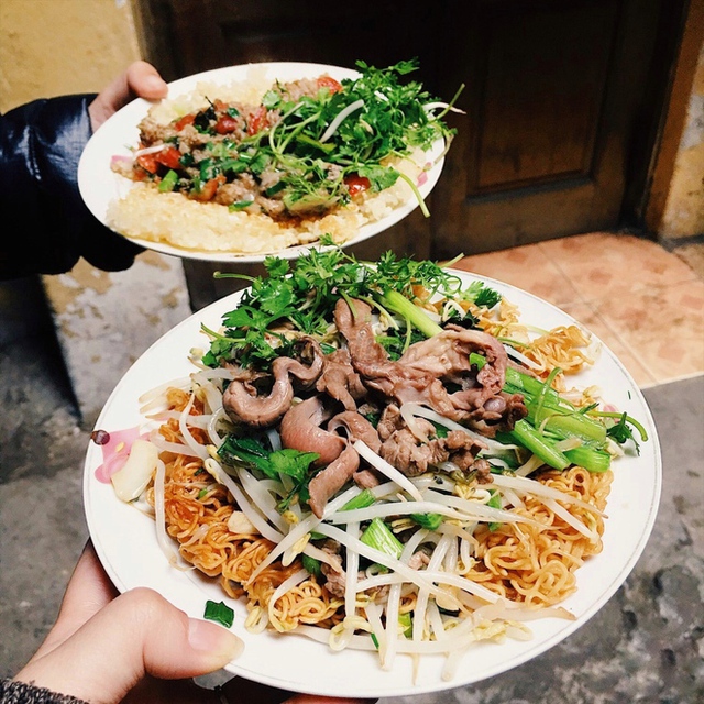 Các quán ăn nằm trong ngõ hẻm ở Hà Nội, nhiều tọa độ sâu hun hút nhưng toàn món ngon khiến dân sành ăn mê mẩn - Ảnh 13.