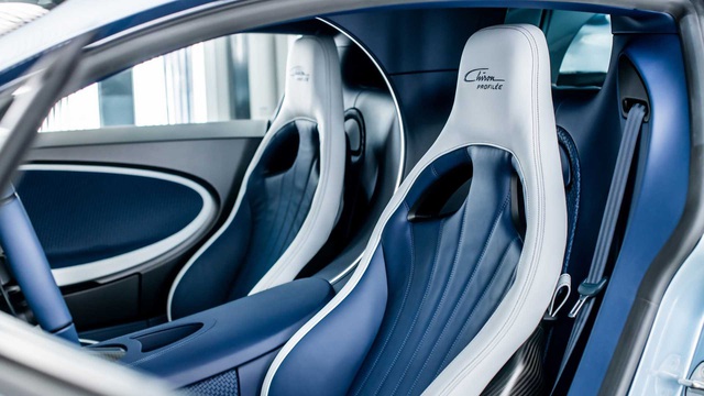 Kỷ lục xe đấu giá đắt nhất thế giới chạm mốc 300 tỉ đồng là Bugatti Chiron Profilee - Ảnh 10.