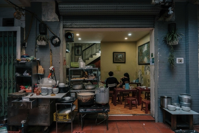 Các quán ăn nằm trong ngõ hẻm ở Hà Nội, nhiều tọa độ sâu hun hút nhưng toàn món ngon khiến dân sành ăn mê mẩn - Ảnh 25.
