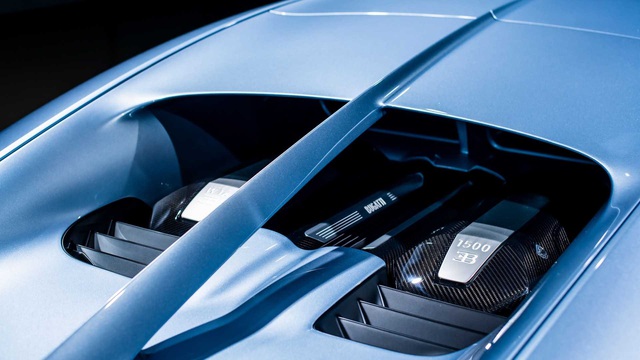 Kỷ lục xe đấu giá đắt nhất thế giới chạm mốc 300 tỉ đồng là Bugatti Chiron Profilee - Ảnh 7.