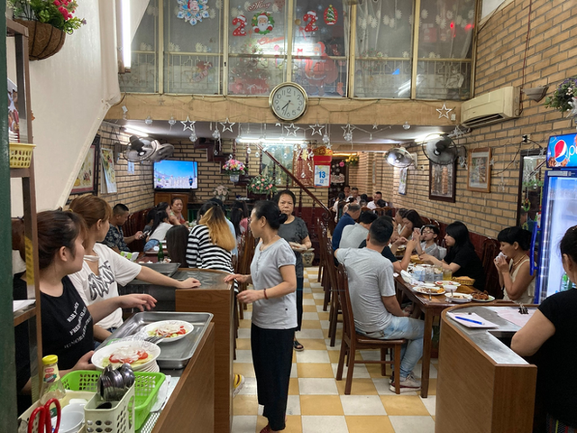 Các quán ăn nằm trong ngõ hẻm ở Hà Nội, nhiều tọa độ sâu hun hút nhưng toàn món ngon khiến dân sành ăn mê mẩn - Ảnh 20.