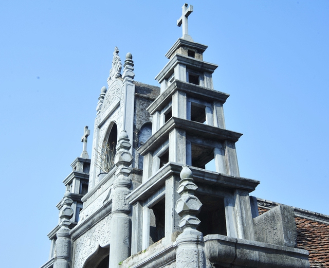 Chiêm ngắm ngôi nhà thờ hoàn toàn bằng đá ở Ninh Bình: Viên ngọc trong quần thể nhà thờ Phát Diệm - Ảnh 4.