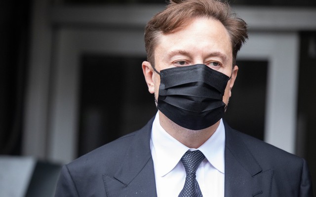 Ám ảnh cuộc sống của 'superman' Elon Musk: Mệt mỏi, đau lưng, mất ngủ nhưng không bỏ cuộc họp nào tại Tesla, tìm cách ngăn Twitter phá sản