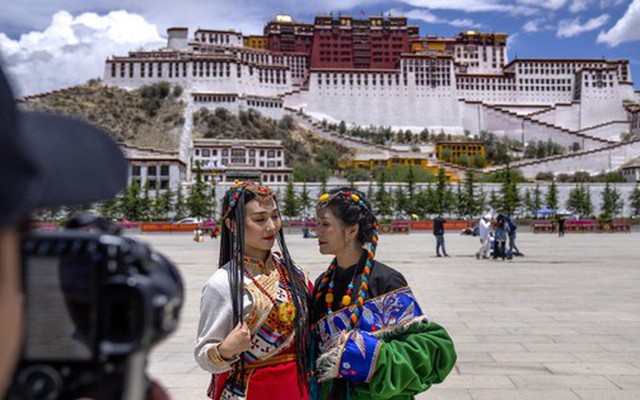 Kinh tế Tây Tạng kém phát triển nhất trong các địa phương ở Trung Quốc.