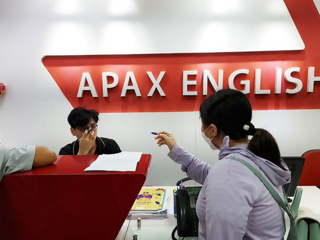 Sau Đà Nẵng, hàng loạt phụ huynh của trung tâm Anh ngữ Apax Leaders TP HCM kêu cứu - Ảnh 1.