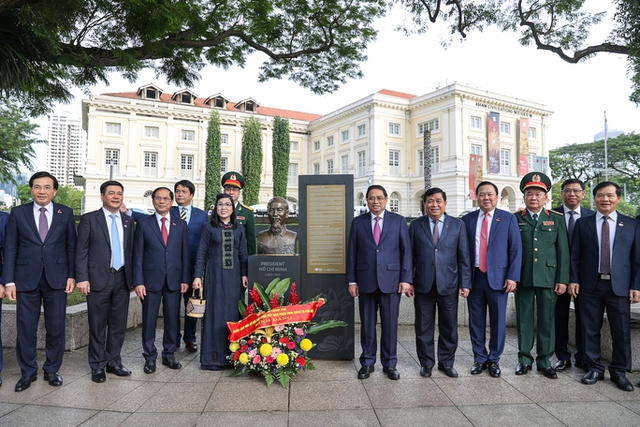 Lễ đón Thủ tướng Phạm Minh Chính thăm chính thức Singapore - Ảnh 6.